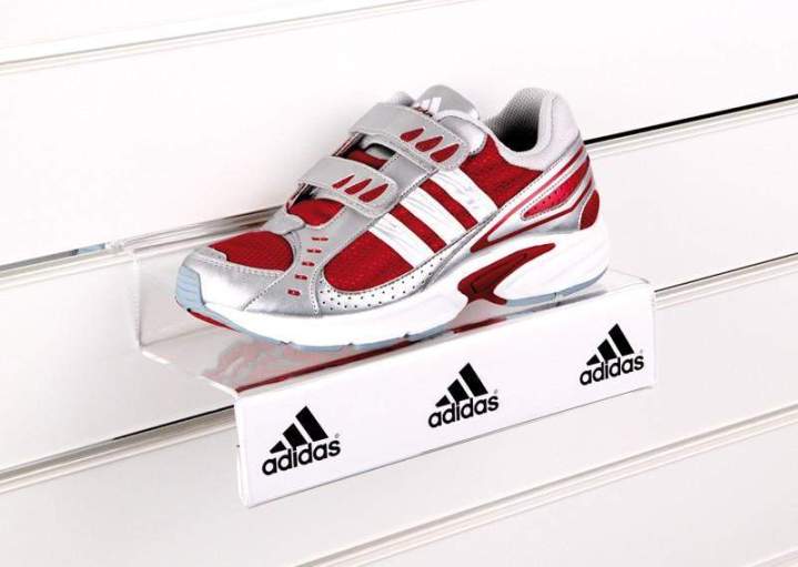 Wall-mounted Shoes Display Concord