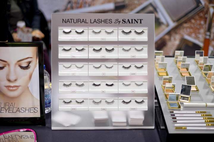 Acrylic Displays for Cosmetics Concord