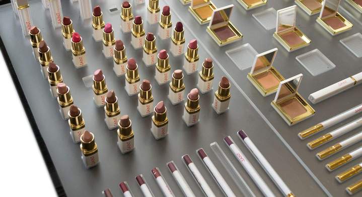 Acrylic tray for Cosmetics Concord